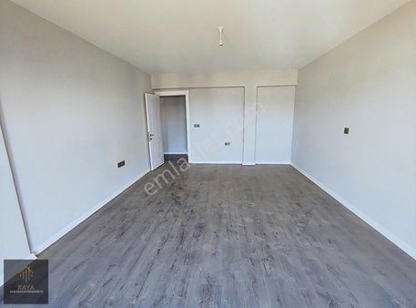 Kemalöz Mh Kapalı Pazar Yeri Civarı Satılık 3+1 Sıfır Daire