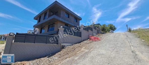 Arde Gyo'dan İster 1 İster 2 Adet Tripleks