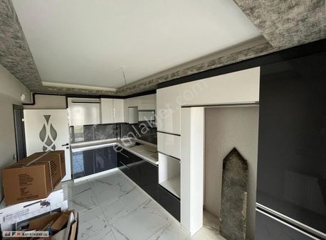 Fx'den_okul Yakınında_üst Kat_köşe Başı_3 Balkonlu_ Sıfır Daire