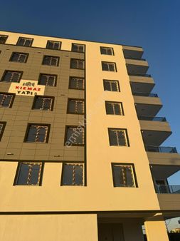 Akan Emlak Batman Merkez Hasankeyf Yolu Üzerinde Dondurmacı Amca Karşısı Satılık 3+1 Daire