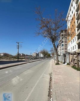 Sedirler Cadde Üzeri Satılık 3+1 Sıfır Ayarında Daire