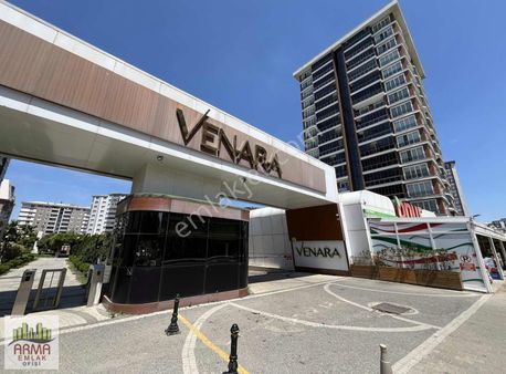 Hürriyet Mah. Venera Sitesi Satılık 3+1 Lüx Daire