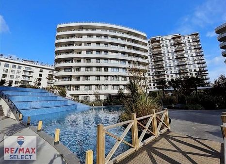 Sevcan Remax Nef Bahçelievler Tapulu Boş Peysaj&havuz Mnz.balkon