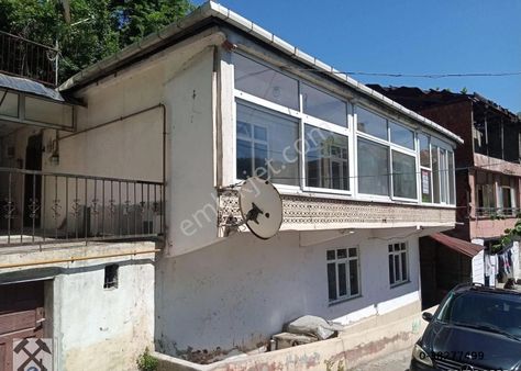 Mithatpaşa Mah.kiralık 2+1 Daire