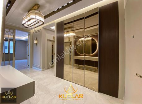 Kutlar'dan Yaşamaktan Gurur Duyacağınız Çok Özel Daireler!!!!!