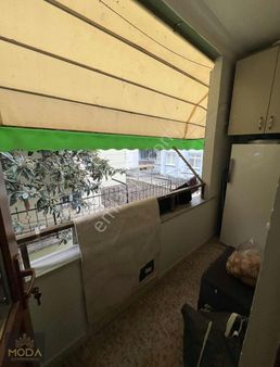 Esenevler Mah.müthiş Konumda İçi Komple Yeni Yapılmış 2+1 Fırsat