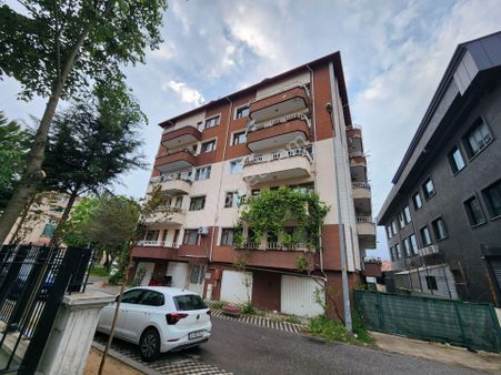 Wisrem'den Adapazarı Cumhuriyet Mah. Harika Konum 4+1 Çatı Dubleks