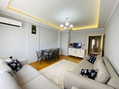 Köşe Başı Arakat Kullanışlı 2+1