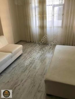 Aydoğan Emlak'tan Satılık Belediye Karşısı Köşe 1. Kat 2+1 Daire