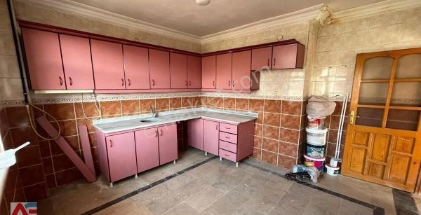 Anadolu Emlaktan Çarşı Merkezde 2+1 Satılık Daire