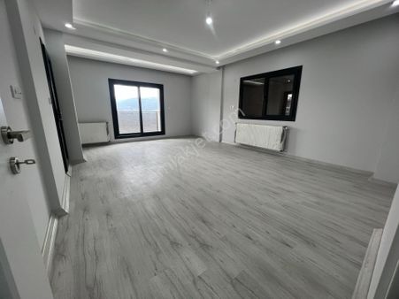 Baven'den Torbalı Cumhuriyet Mah Sıfır Arakat 3+1 163 M2 Daire