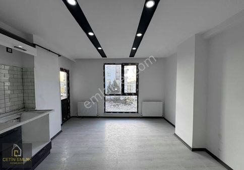 Çetin'den Merkezi Konum Yüksek Kira Getirili 1+1 Daire !!kuponn!