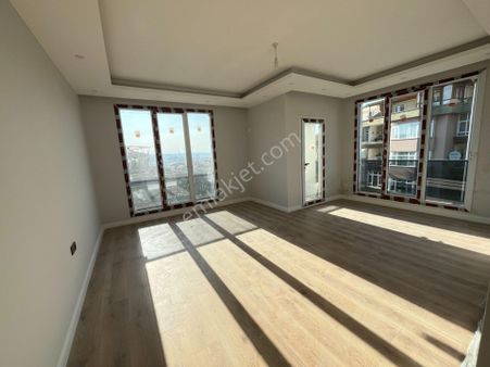 Büyükçekmece Atatürk Mah Sıfır Ultra Lüks Butik Sitede 3+1 Satılık Daire