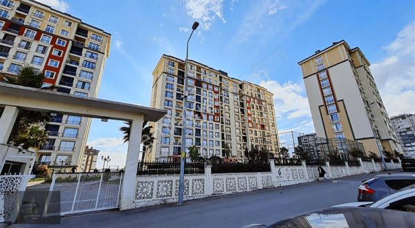 7d Gayrimenkulden Acil Satılık Yeni İstanbul Evlerinde Daire