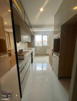 Sincan Mareşal Çakmak Mahallesi 3+1 Katta Bağımsız Full Yapılı