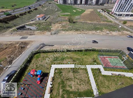 Yaşamkentte Sıfır 2+1 Bağımsız Mutfak 100 M2 Net Kapalı Otopark
