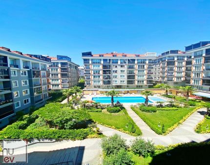 Beylikdüzü'nde Yeni Binada Havuz Cephe 2+1 -nuev