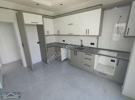 Anafartalar Mah Sıfır Geniş Oturumlu Kapalı Otp.120 M2 2+1 Daire
