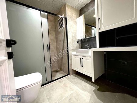 Akkonak Mah.190 M2 Ultra Lüks Ebeveyn Banyolu. Giyinme. Od. 3+1