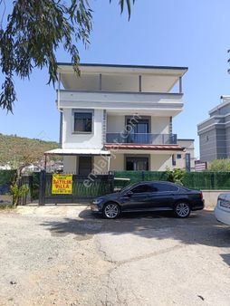 Seferihisar Doğanbey De Satılık Villa