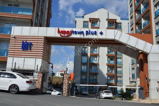 Çayırova Happy Twon Plus Sitesinde Kiralık 1+1 Arakat Daire