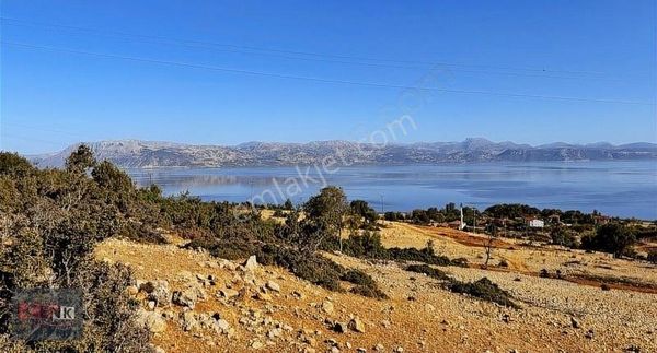 Barla Çorak Mevkinde Göl Manzaralı