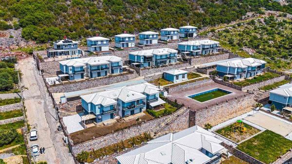 Akbükte Deniz Manzaralı Full Eşyalı Satılık 2+1 Daire