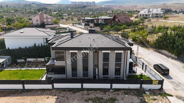İşyapar Gayrimenkulden Özel Yapım Ultra Lüks 6+2 Full+full Villa