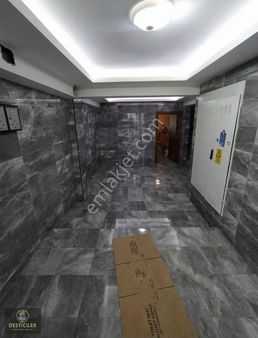 Hg-074 Sevinç Cd. Dibi -arakat- Asansörlü 2+1