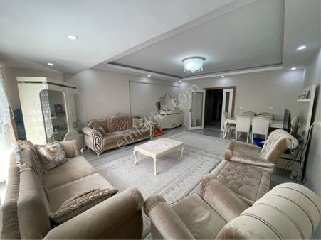 Sürer Emlak`tan Satılık Ultra Lüks 3+1 Daire`miz 178 M2 Kare Olmaktadır