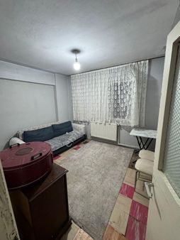 Yatırımlık Fırsat! Gemlik Eşref Dinçer Mahallesi’nde Kiracılı 3+1 Daire