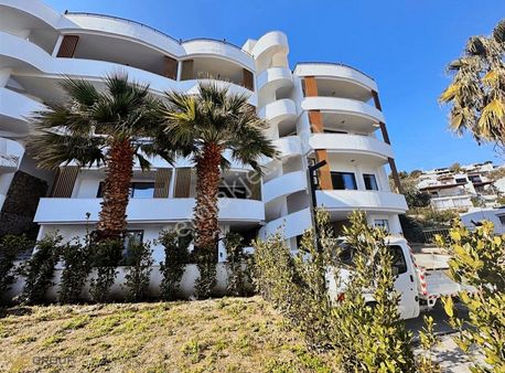 Bitez'de 3+1 Muhteşem Manzaralı Ters Dublex