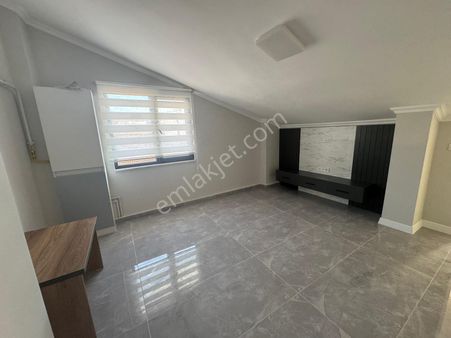 Gardiyan Durağına - Köprübaşına - Novadaya 5 Dk Mesafede Kiralık