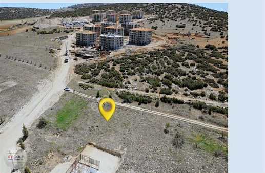 Osman Akça'dan Korkuteli'nde Toki Yanında İmarlı Arsa