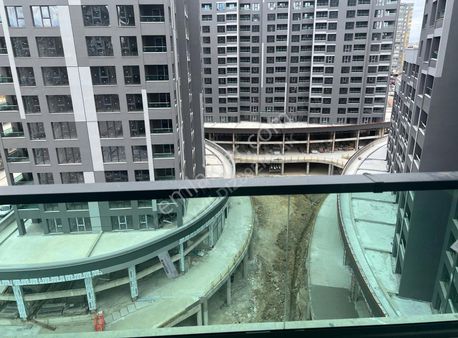 Ap İs Park Sitesi, 2,5+1, En Büyük, Ara Katta Satılık Daire