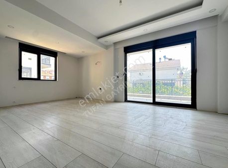 Sarılarda Satılık 2+1 Sıfır Ultralüks Daire