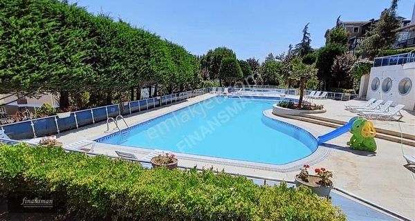 Fınansman'dan... Geniş Bahçe.. Çift Mutfak.. Havuz.. Kışbahçesi