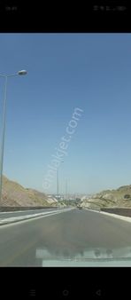 Organize Yolu Üzerinde Satılık Tarla