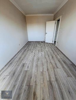 Pendik Orhangazi Mahallesi Satılık 3+1 Ara Kat Daire