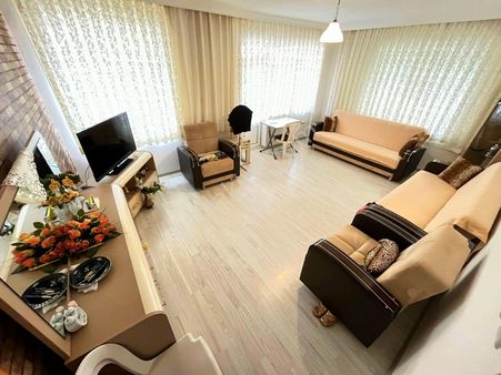 ▶ ▶ Akçay Körfez'den Ön Cephe 3 Geniş Balkonlu Ayrı Mutfaklı 2+1 Satılık Daire