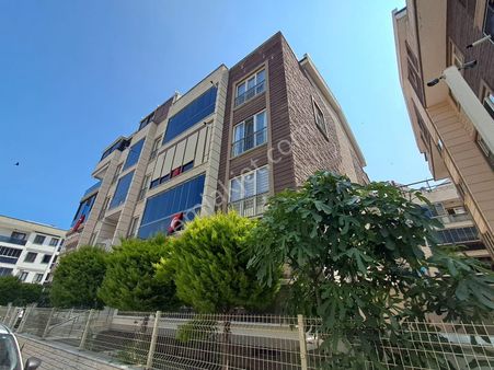 Işıkhan Emlaktan Akçayda Yüzme Havuzlu Satılık 1+1 Daire