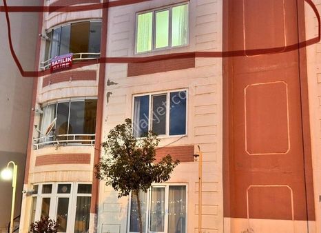 Mavi Göl Emlaktan Hilalkent Mahallesinde Satılık 3+1 Daire