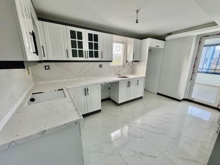 Evim-nur'dan Kışla Mh. 3+1 2. Kat Ebeveyn Banyolu Cam Balkonlu Fırsat Daire..