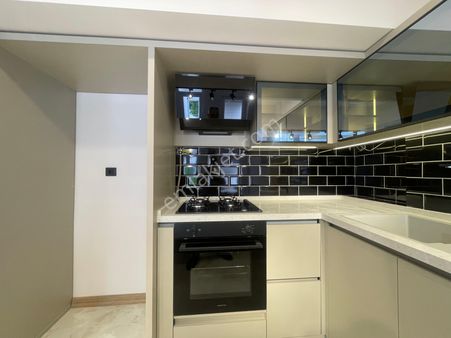 Askeri Hastane Yakını Arakatta Full Dekorlu 3+1 Daire