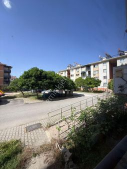 Döşemealtı Çıplaklı'da Yüksek Giriş 2+1 D.gaz Kombi Açık Otopark