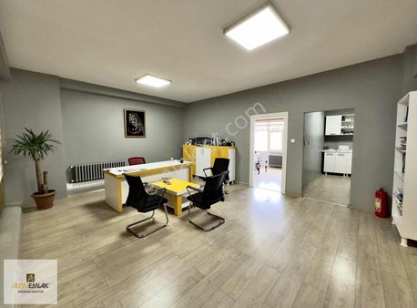 Altın Emlak'tan Erzurum İş Merkezinde 1+1 Satılık Ofis