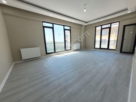 Üç Kardeşler'den Eski Habipler Mh 4+1 Sıfır 140m2 Otoparklı Arakat