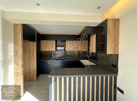 Özdere De Deniz Manzaralı Satılık Yazlık