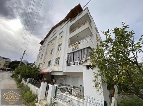 Global Den Denize Yakın Bakımlı Geniş Daire