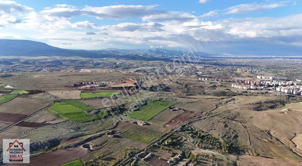 Anadolu Selçuklu Emlaktan Pamukçu Yakını 744m2 Müstakil Tarla